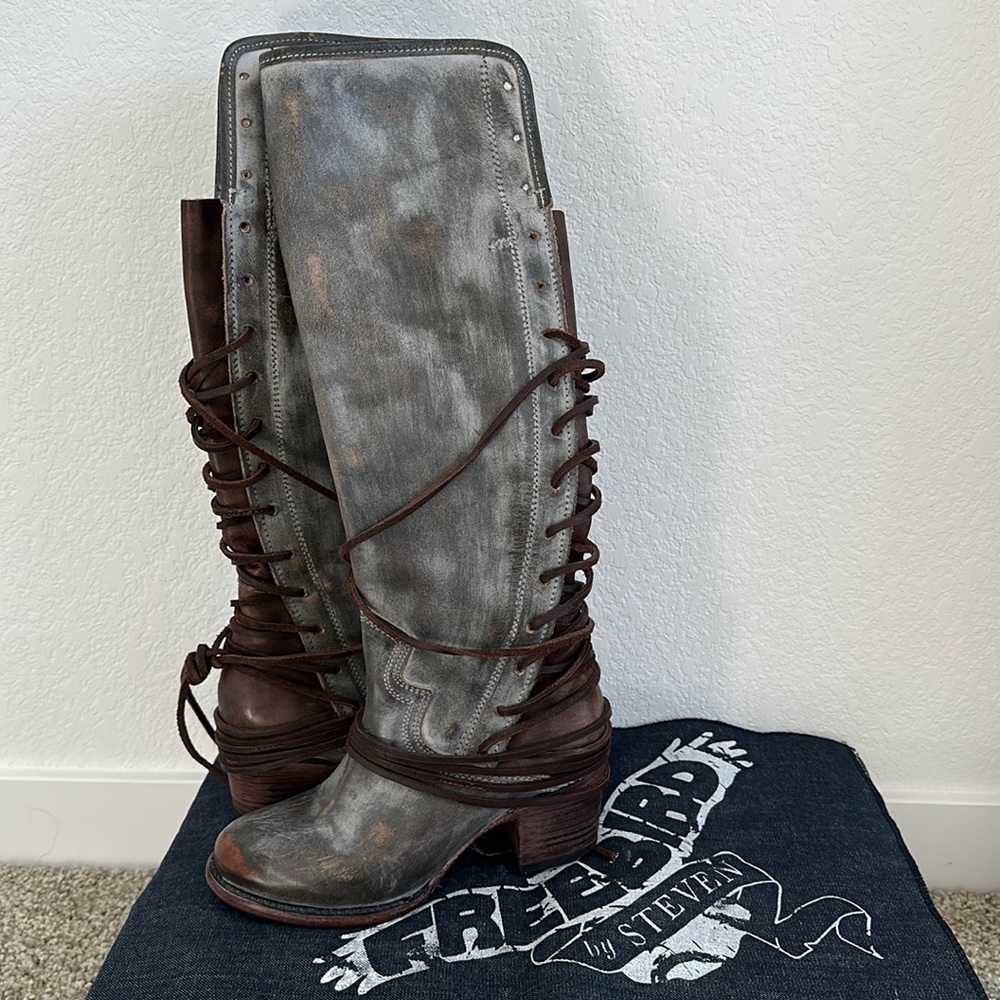 FREEBIRD BY STEVEN COAL